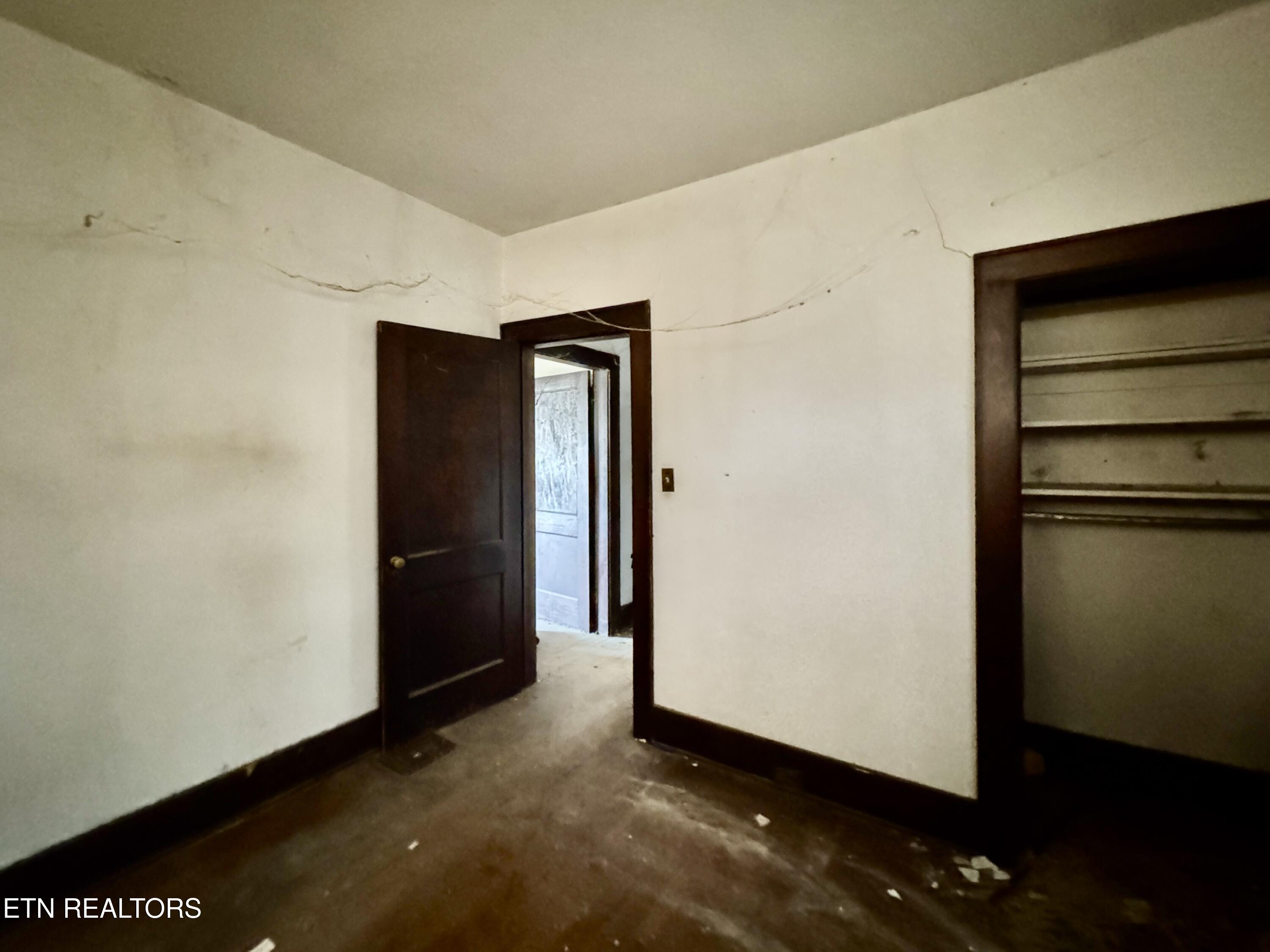 935 Raleigh Avenue Knoxville, TN 37917 - Photo 17 of 28 2-17