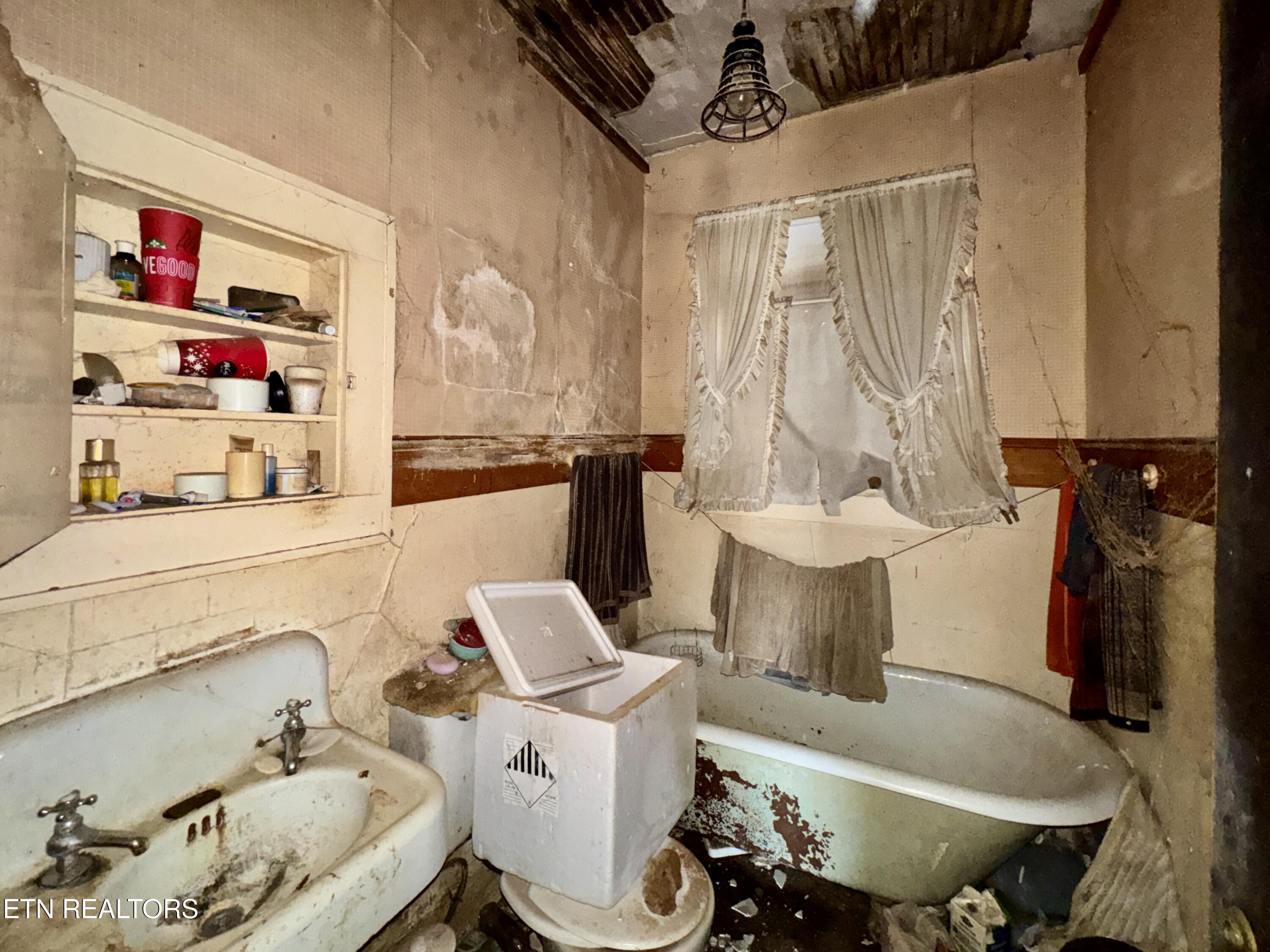 935 Raleigh Avenue Knoxville, TN 37917 - Photo 18 of 28 2-18