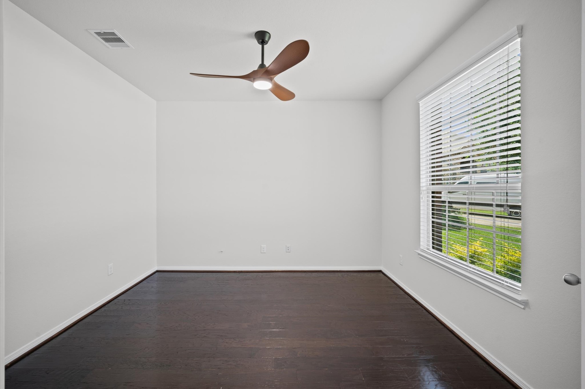 5635 Glenfield Spring Lane Spring, TX 77389 - Photo 6 of 43