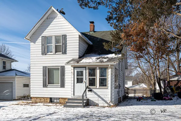 $125,900 | 520 South Burchard Avenue, Freeport, IL 61032