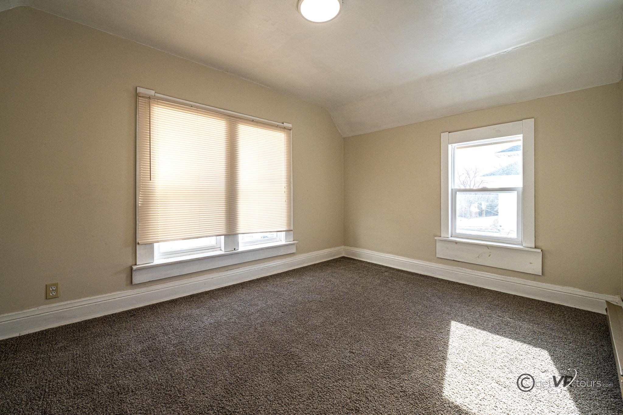 520 South Burchard Avenue Freeport, IL 61032 - Photo 16 of 25