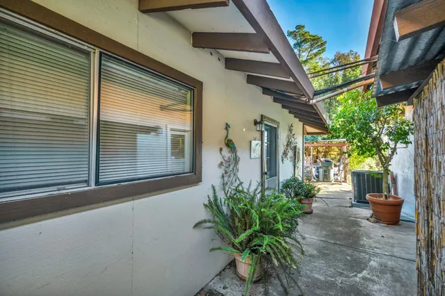 $2,199,900 | 834 Carter Acres Lane, Martinez, CA 94553