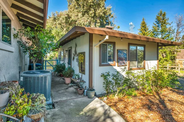 $2,199,900 | 834 Carter Acres Lane, Martinez, CA 94553