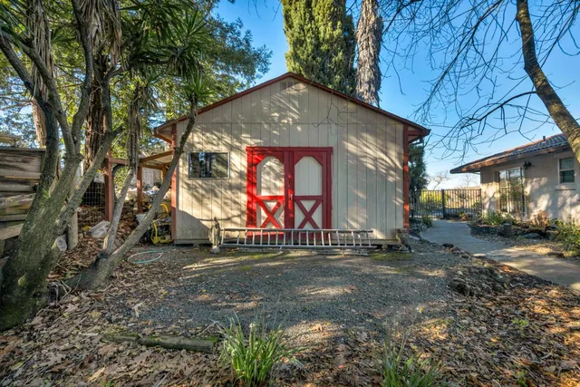 $2,199,900 | 834 Carter Acres Lane, Martinez, CA 94553