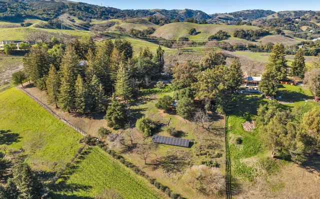 $2,199,900 | 834 Carter Acres Lane, Martinez, CA 94553