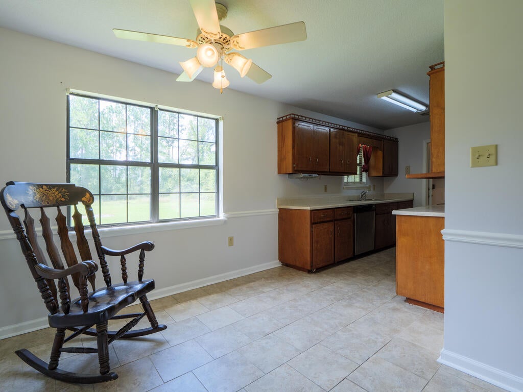 386 Zeigler Road Ray City, GA 31645 - Photo 11 of 32 Gallery Image 11