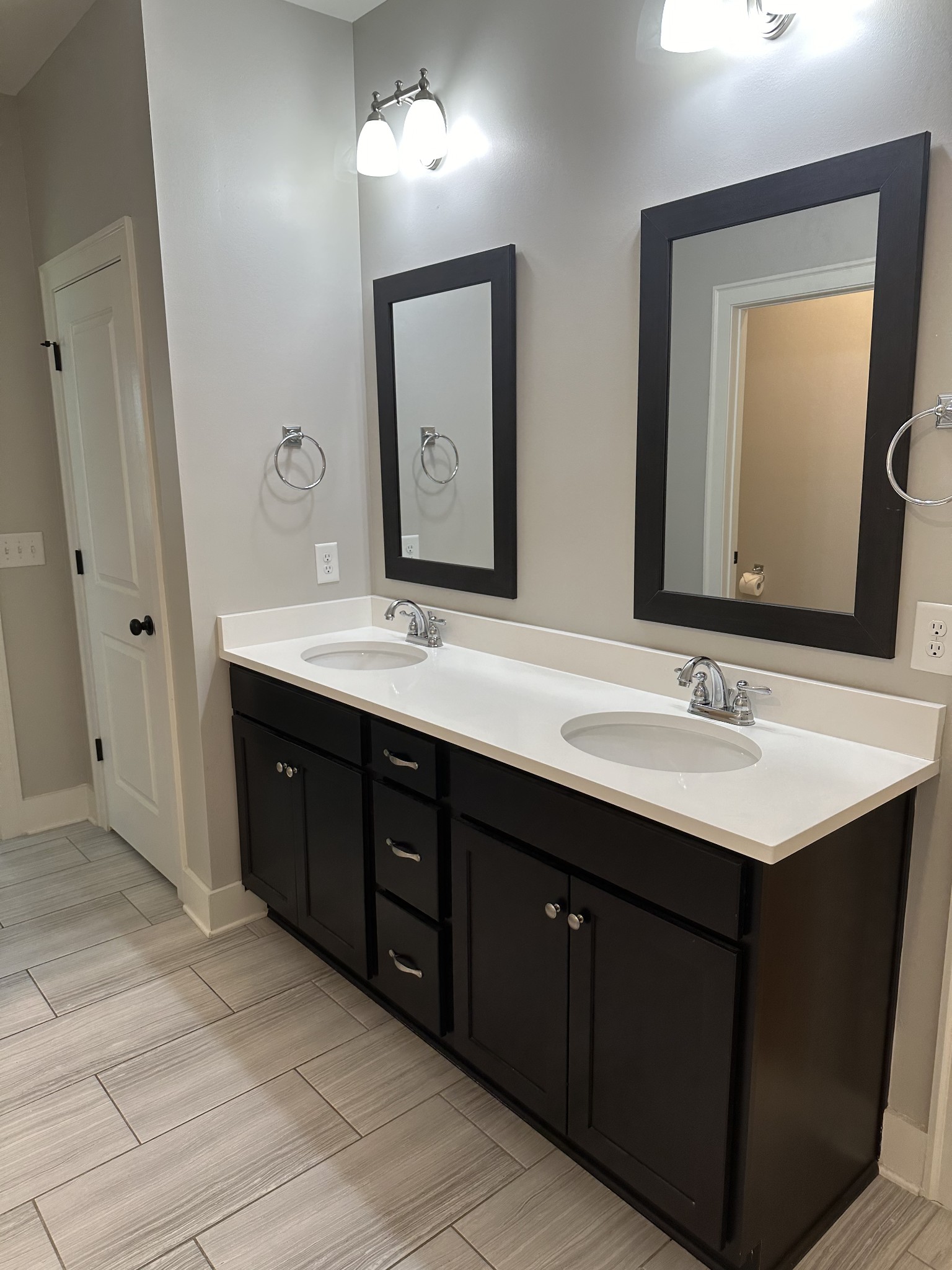 716 Plowson Road Mount Juliet, TN 37122 - Photo 17 of 40 Double Vanities in Primary Bathroom