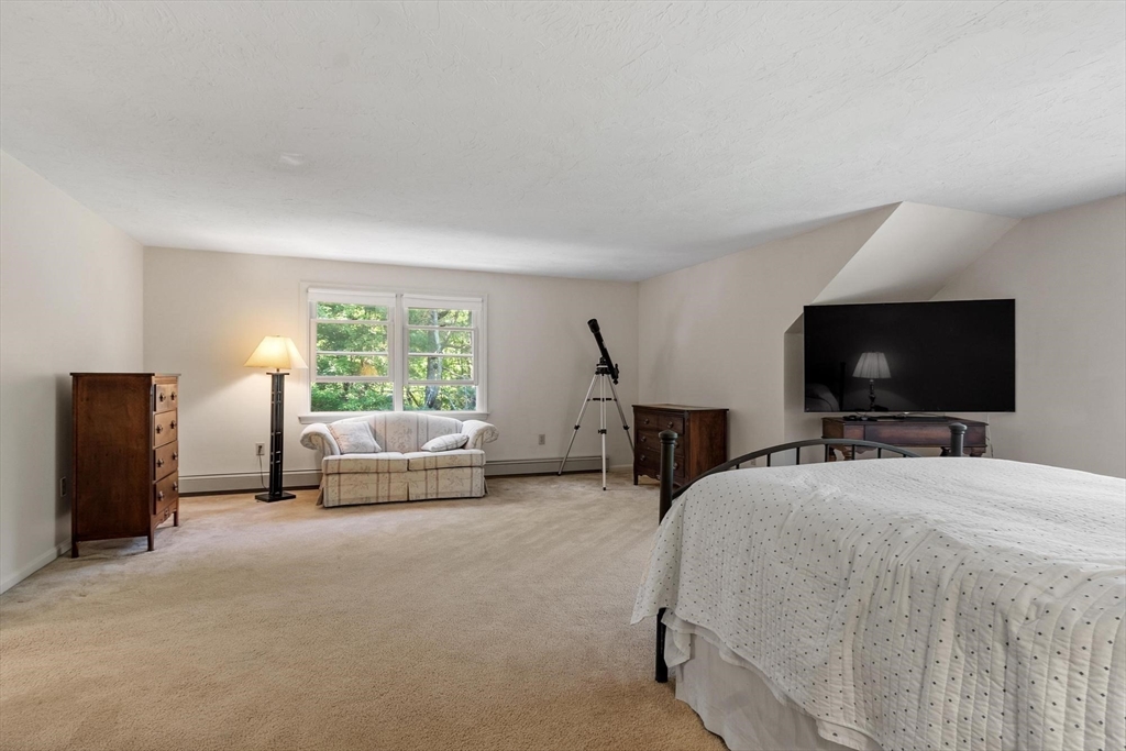 33 Taft Road Sterling, MA 01564 - Photo 23 of 42