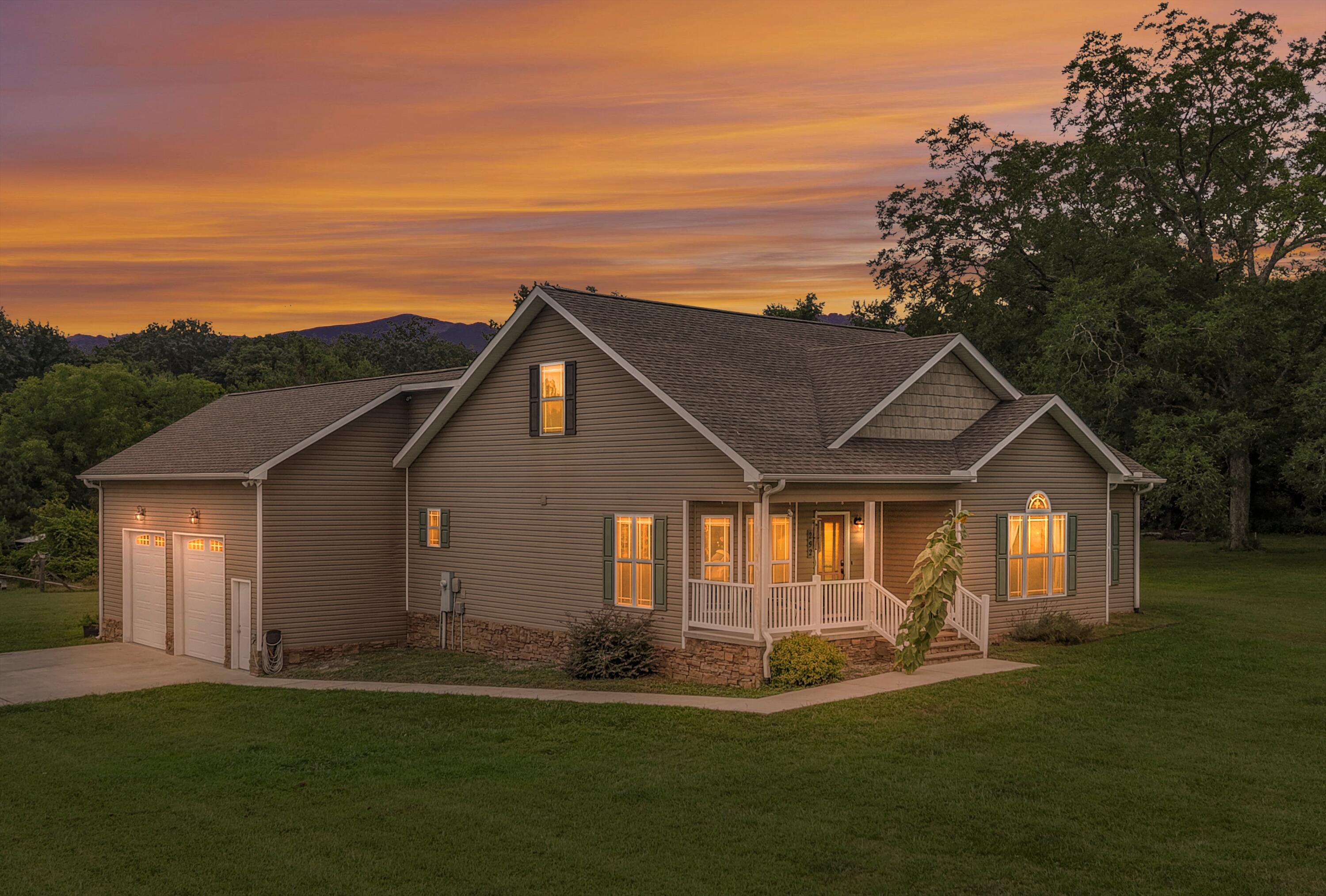 01-DJI_20250804130041_0221_D