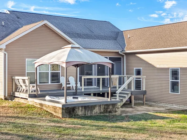 $450,000 | 292 District Line Road, Trenton, GA 30752