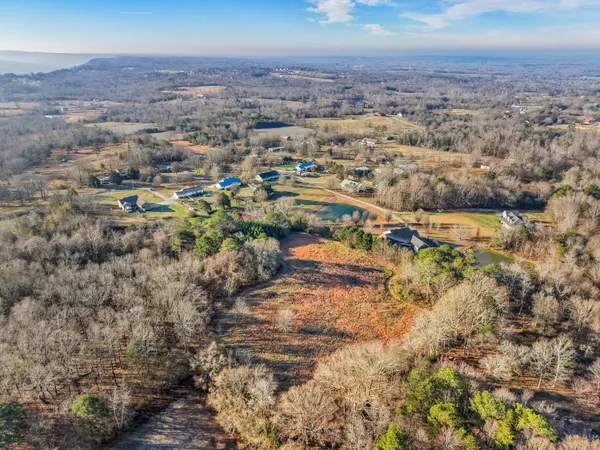 $450,000 | 292 District Line Road, Trenton, GA 30752
