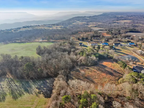 $450,000 | 292 District Line Road, Trenton, GA 30752