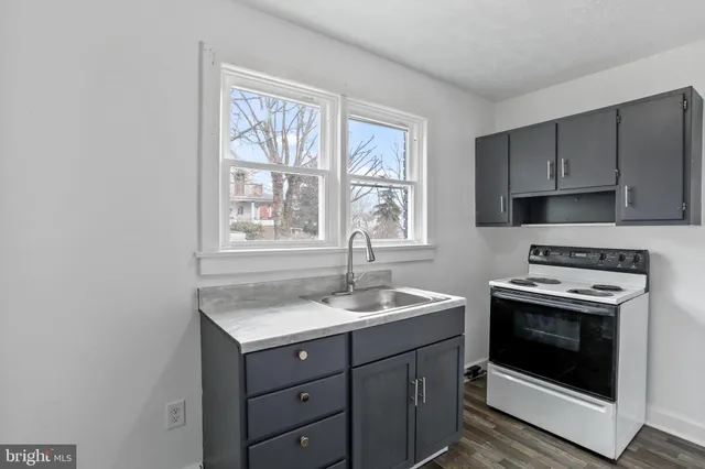 $220,000 | 400-406 Walnut Street, Westernport, MD 21562