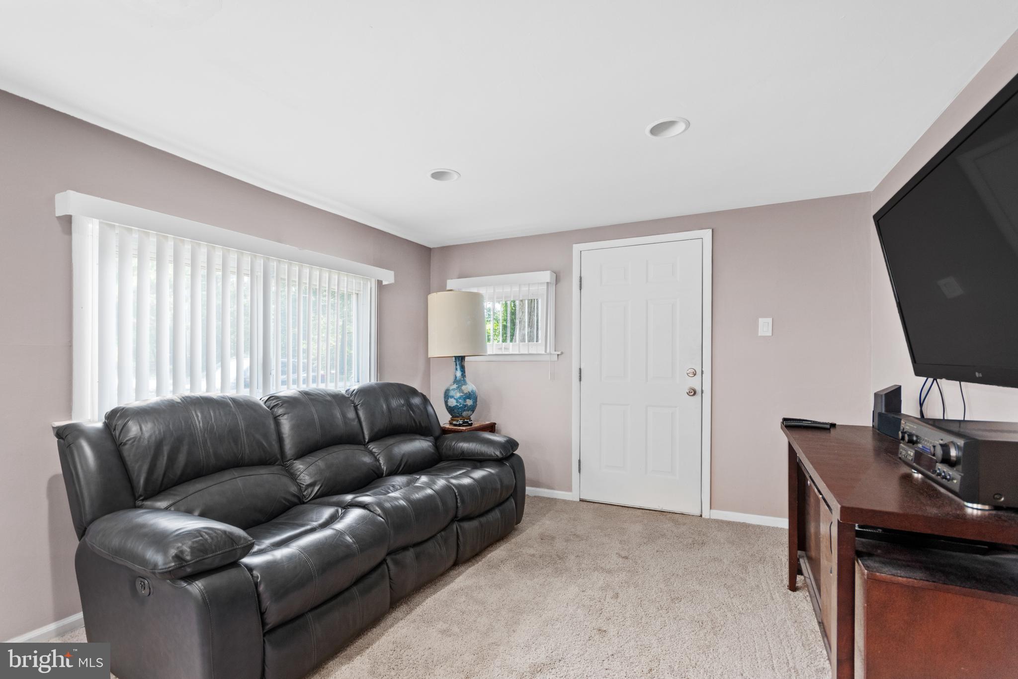 251 Cedarbrook Road Sicklerville, NJ 08081 - Photo 13 of 25
