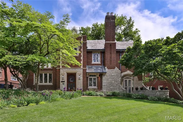 $1,349,000 | 528 Midvale Avenue, St. Louis, MO 63130