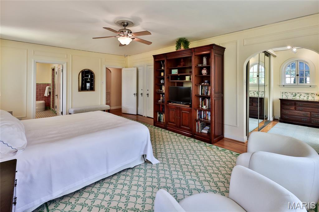 528 Midvale Avenue St. Louis, MO 63130 - Photo 20 of 44