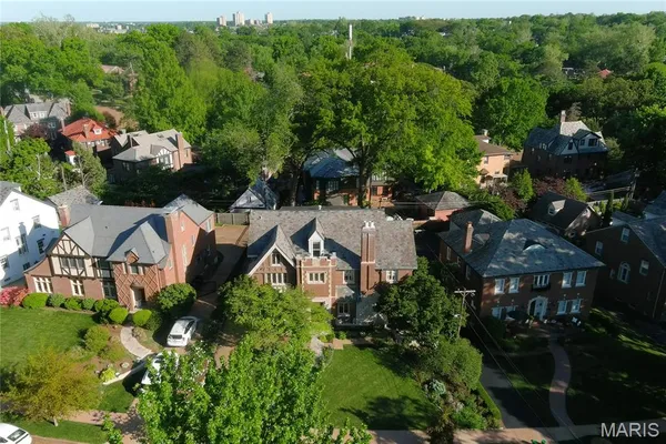 $1,349,000 | 528 Midvale Avenue, St. Louis, MO 63130