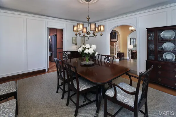 $1,349,000 | 528 Midvale Avenue, St. Louis, MO 63130