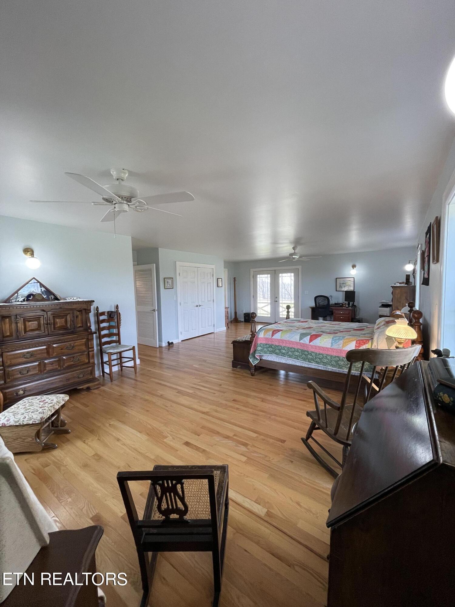 300 Cole Road New Tazewell, TN 37825 - Photo 22 of 51 IMG_2729