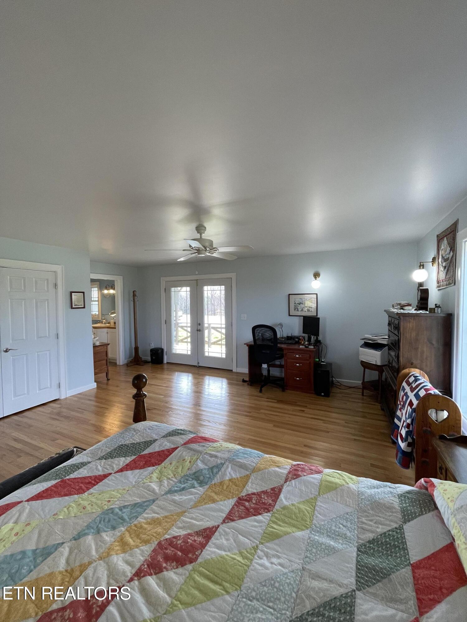 300 Cole Road New Tazewell, TN 37825 - Photo 30 of 51 IMG_2738
