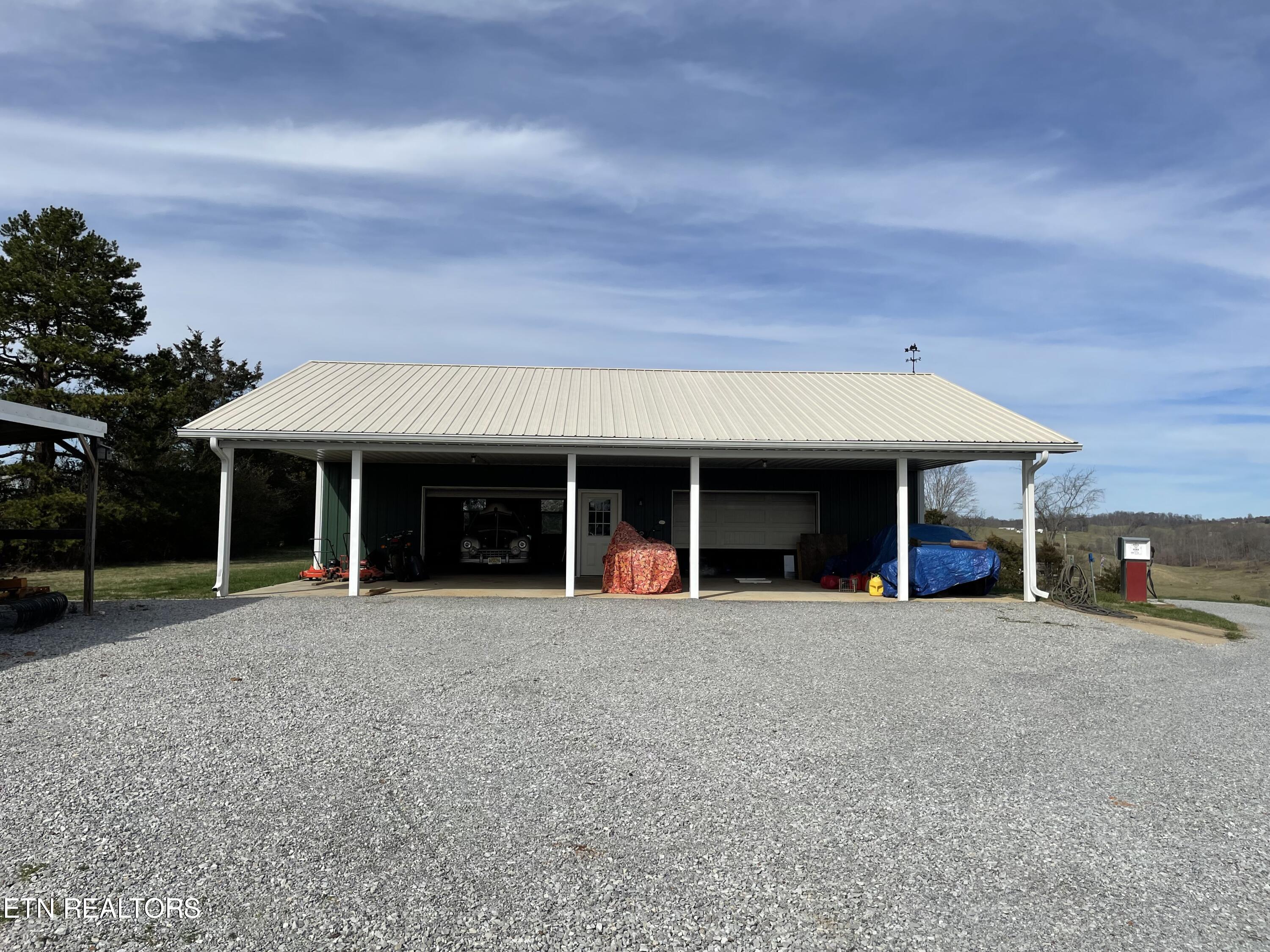 300 Cole Road New Tazewell, TN 37825 - Photo 38 of 51 IMG_2772