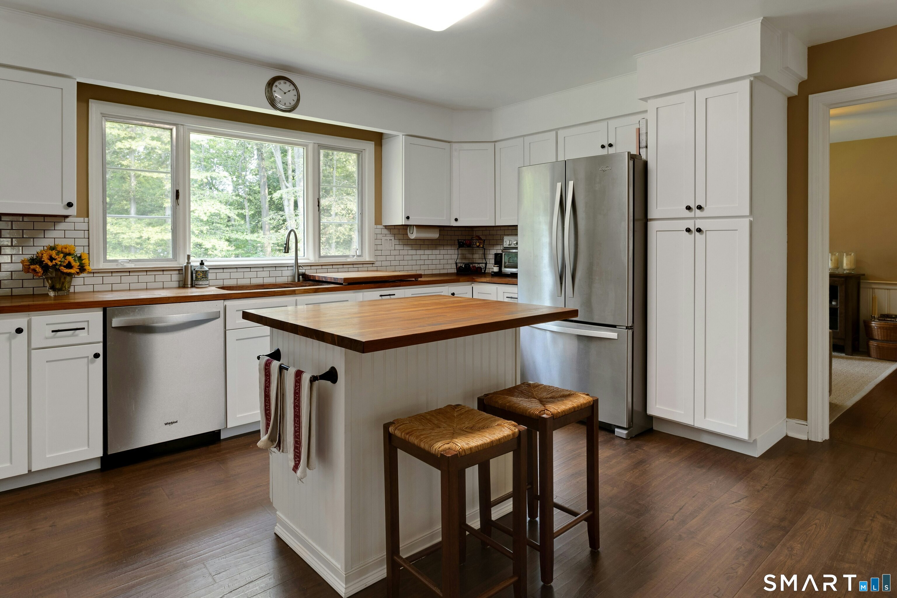 160 Eden Road Stamford, CT 06907 - Photo 10 of 27