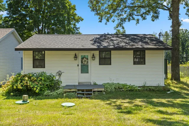 $155,000 | 7160 Windoga Lake Drive, Weidman, MI 48893