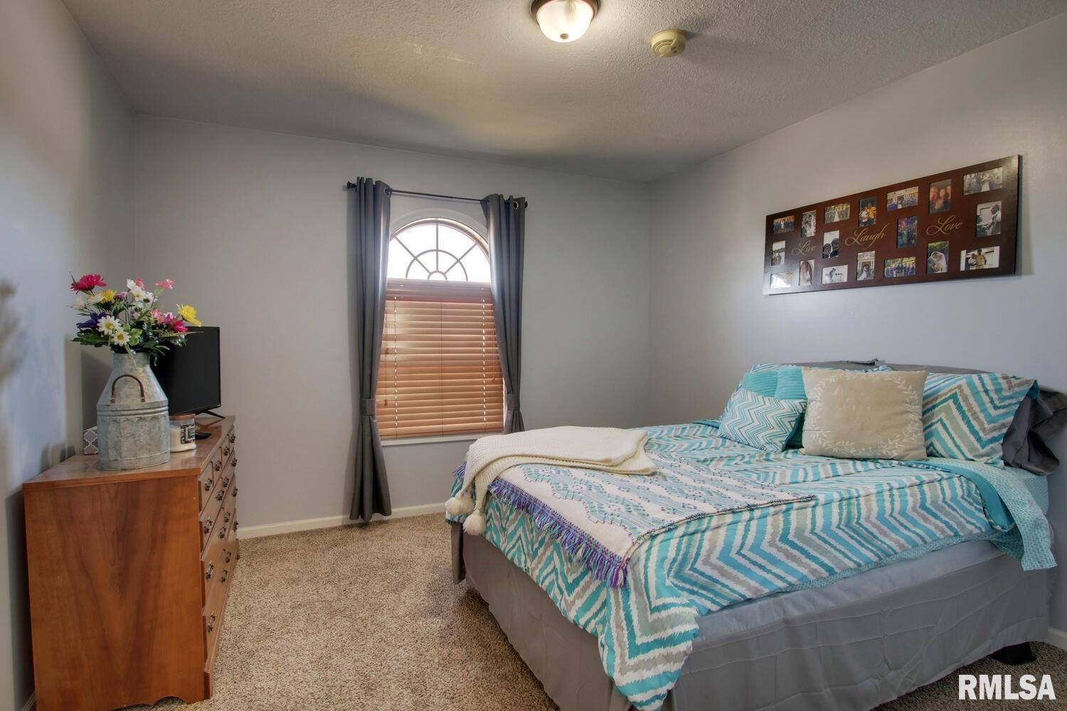 101 Clover Road Hannibal, MO 63401 - Photo 14 of 25