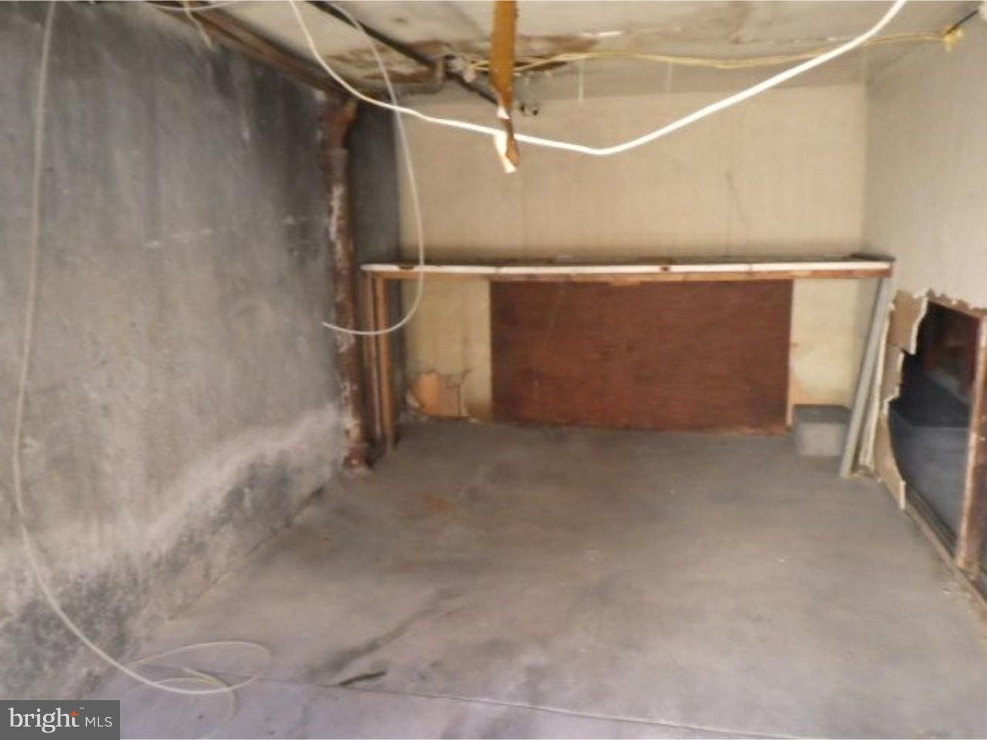 203 Weymouth Road Darby, PA 19023 - Photo 6 of 10 Gallery Image 6