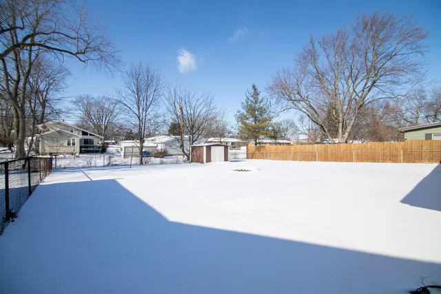 $212,900 | 609 Ivy Lane, Bradley, IL 60915