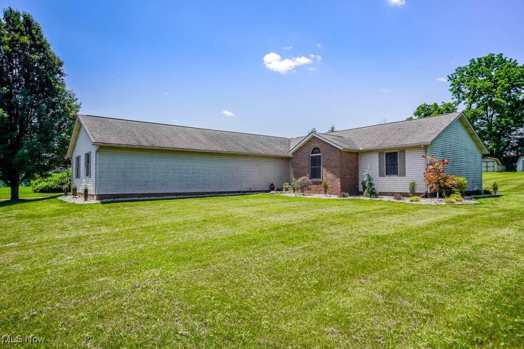 5877 Smith Road Southwest Navarre, OH 44662 - Photo 36 of 40 Gallery Image 36