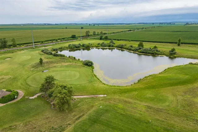 $339,900 | 3903 Dunloe Place, Bloomington, IL 61704