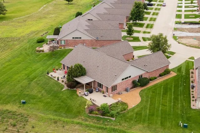 $339,900 | 3903 Dunloe Place, Bloomington, IL 61704