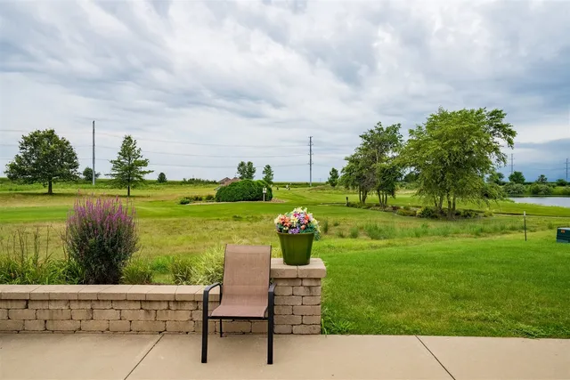 $339,900 | 3903 Dunloe Place, Bloomington, IL 61704