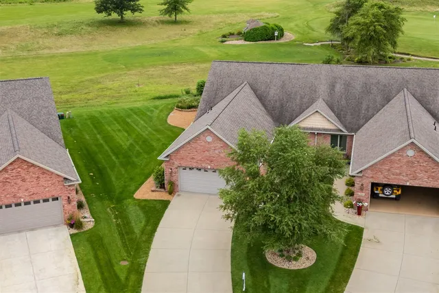 $339,900 | 3903 Dunloe Place, Bloomington, IL 61704