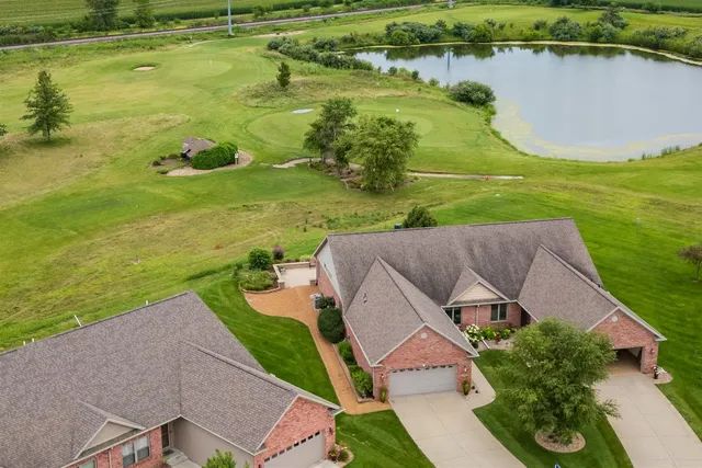 $339,900 | 3903 Dunloe Place, Bloomington, IL 61704