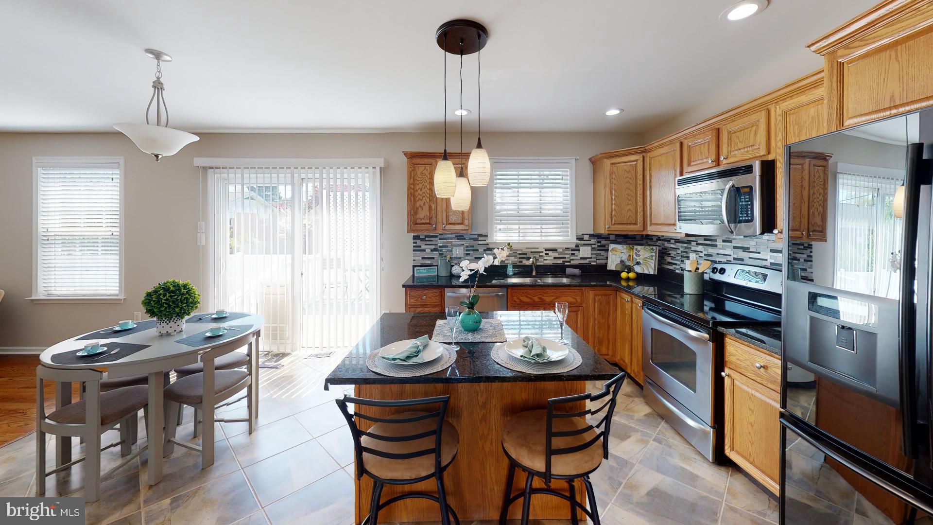 177 Dale Road Pasadena, MD 21122 - Photo 4 of 46 granite countertops