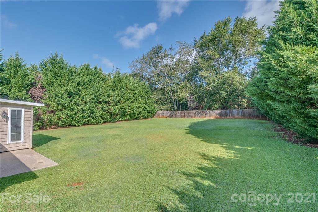 456 Cobblestone Drive Inman, SC 29349 - Photo 34 of 36 a view of a yard