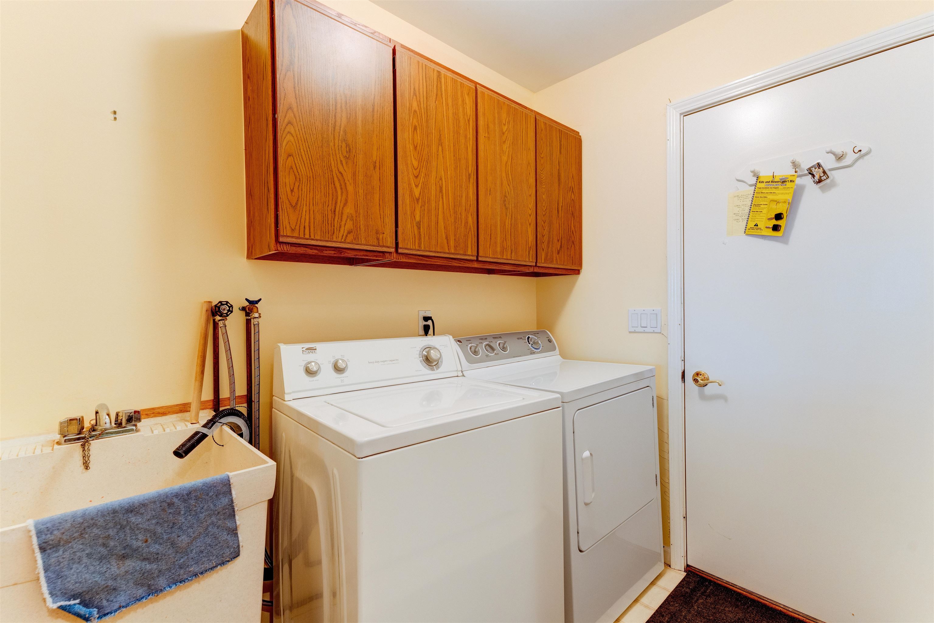4189 Cordley Lake Road Pinckney, MI 48169 - Photo 41 of 41 50116322-40.JPG