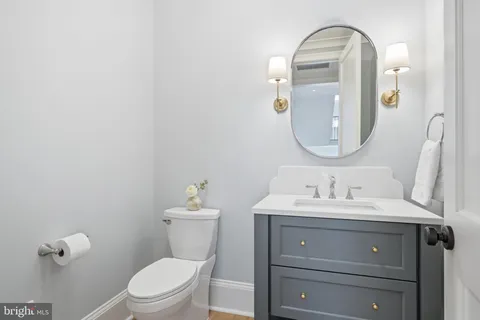 $5,295,000 | 6008 Oakdale Road, McLean, VA 22101