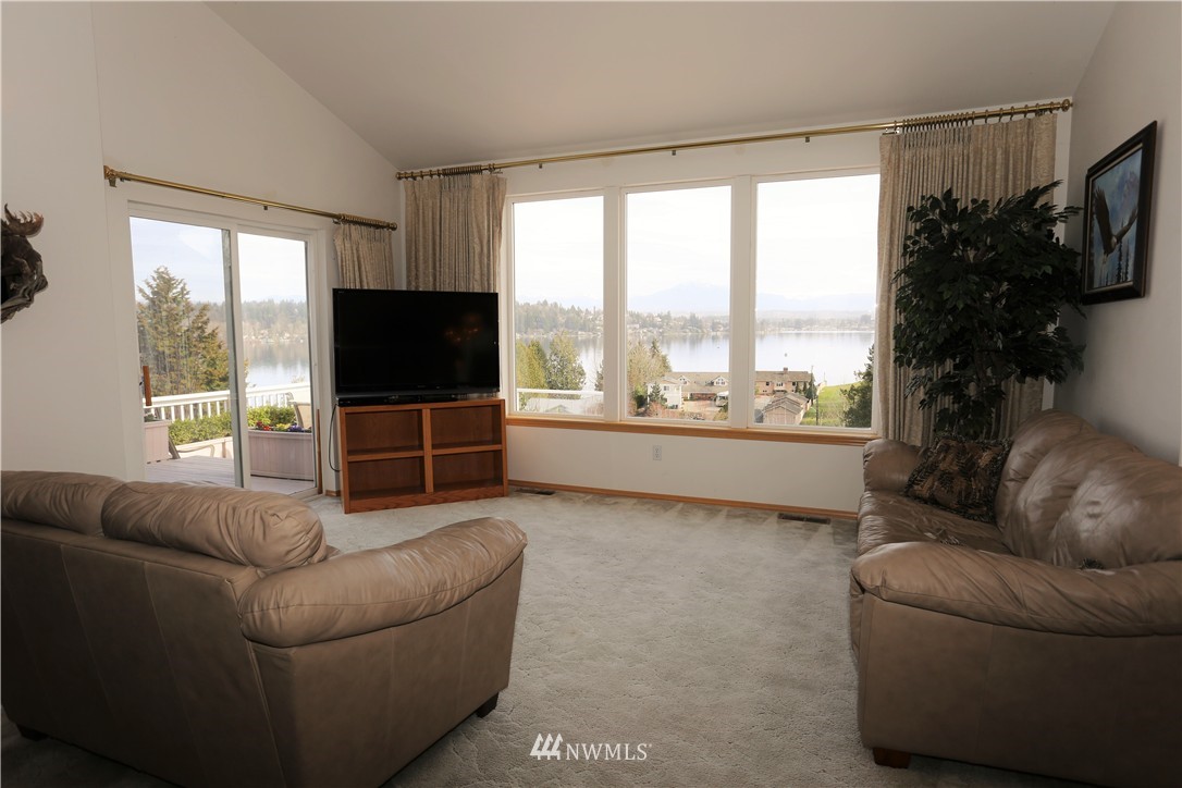 1125 Vernon Road Lake Stevens, WA 98258 - Photo 8 of 18 Gallery Image 8