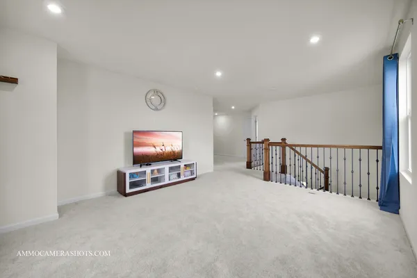 a view of workspace with furniture