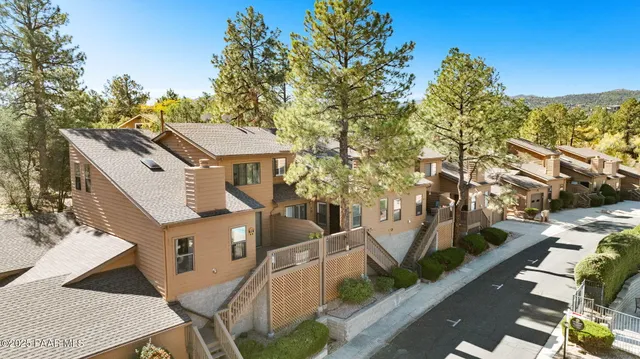 $364,999 | 212 Creekside Circle, Unit 2C, Prescott, AZ 86303