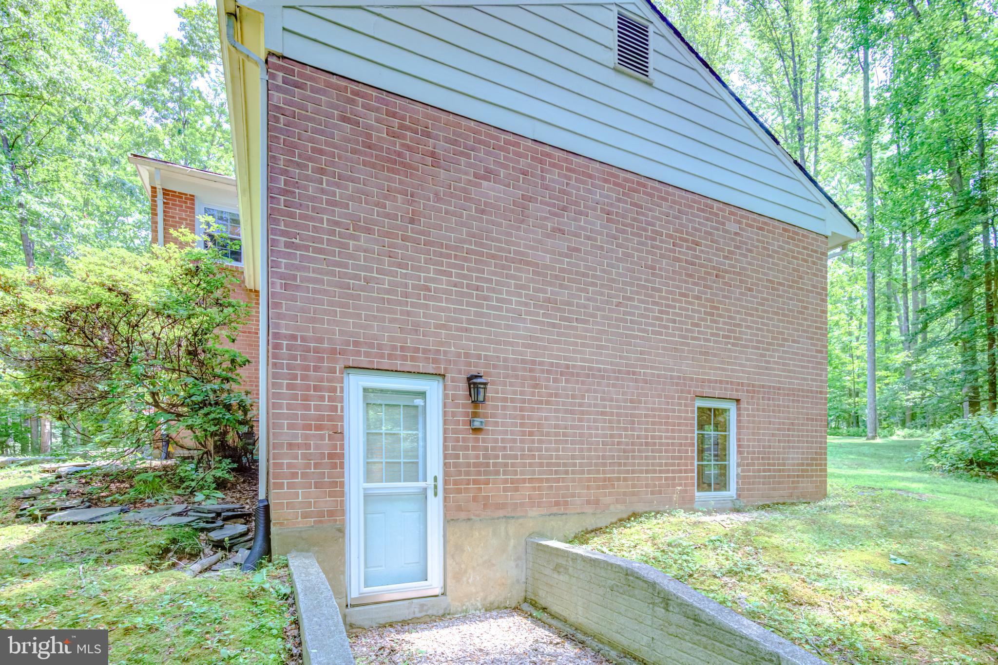 11503 Drop Forge Lane Reston, VA 20191 - Photo 46 of 59