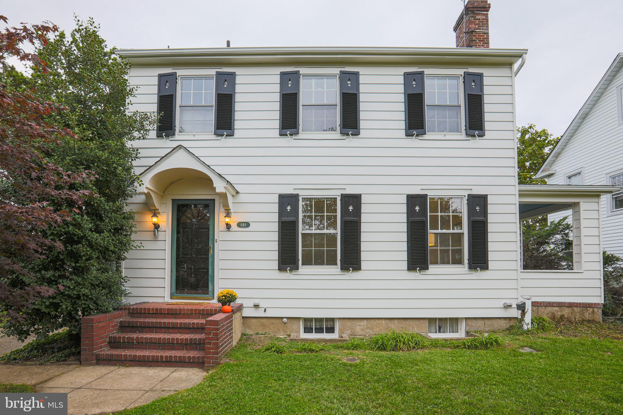 649 Plymouth Road Baltimore, MD 21229 - Photo 2 of 62 Sweet colonial waiting for you!