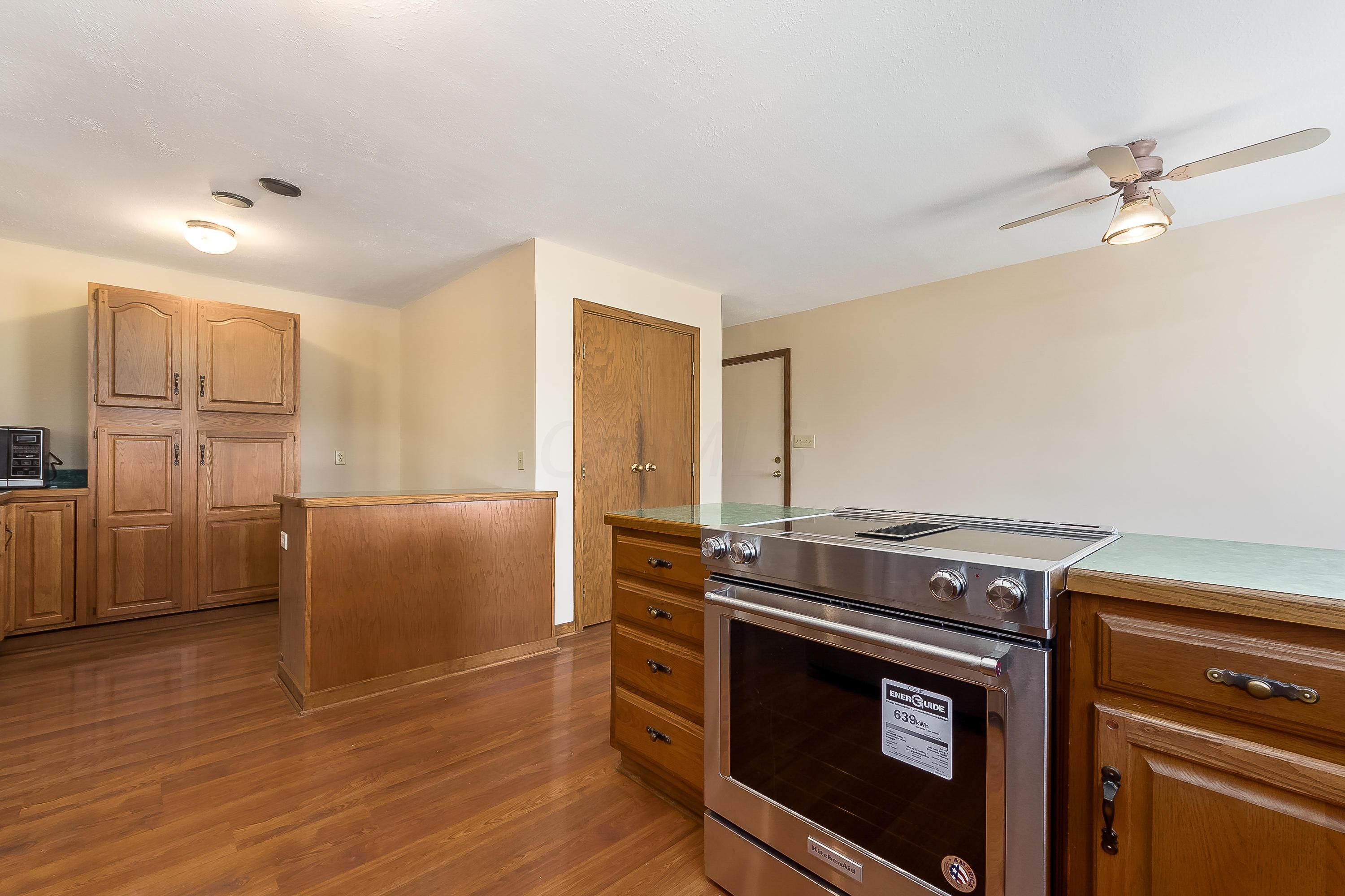 6300 Steitz Road Powell, OH 43065 - Photo 6 of 30 Gallery Image 6
