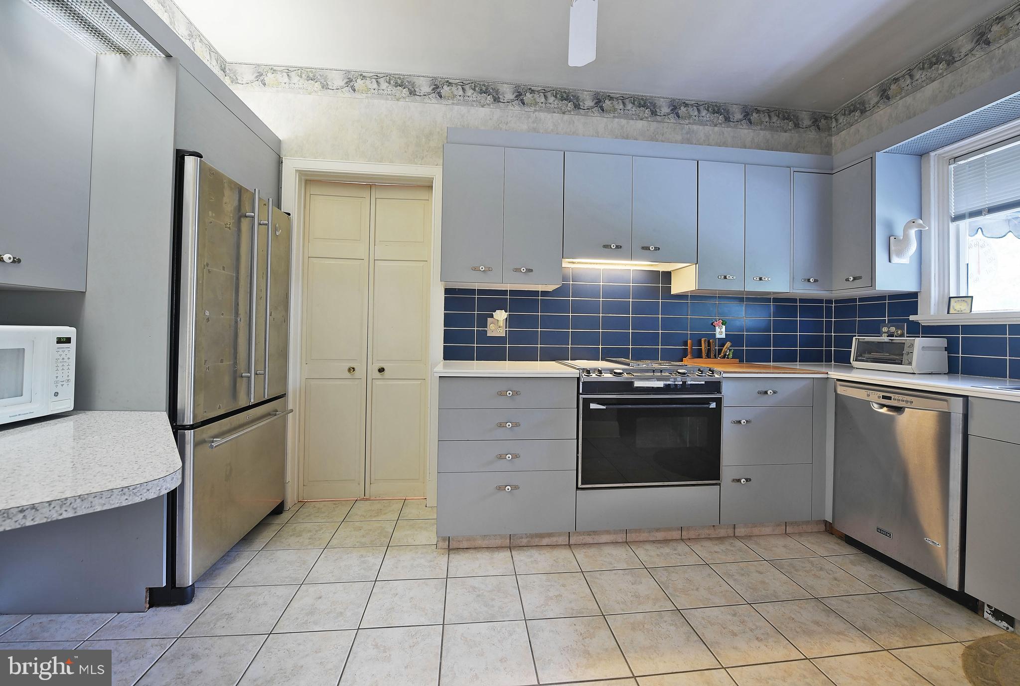 213 Kemble Road Baltimore, MD 21218 - Photo 22 of 66 Spacious Kitchen