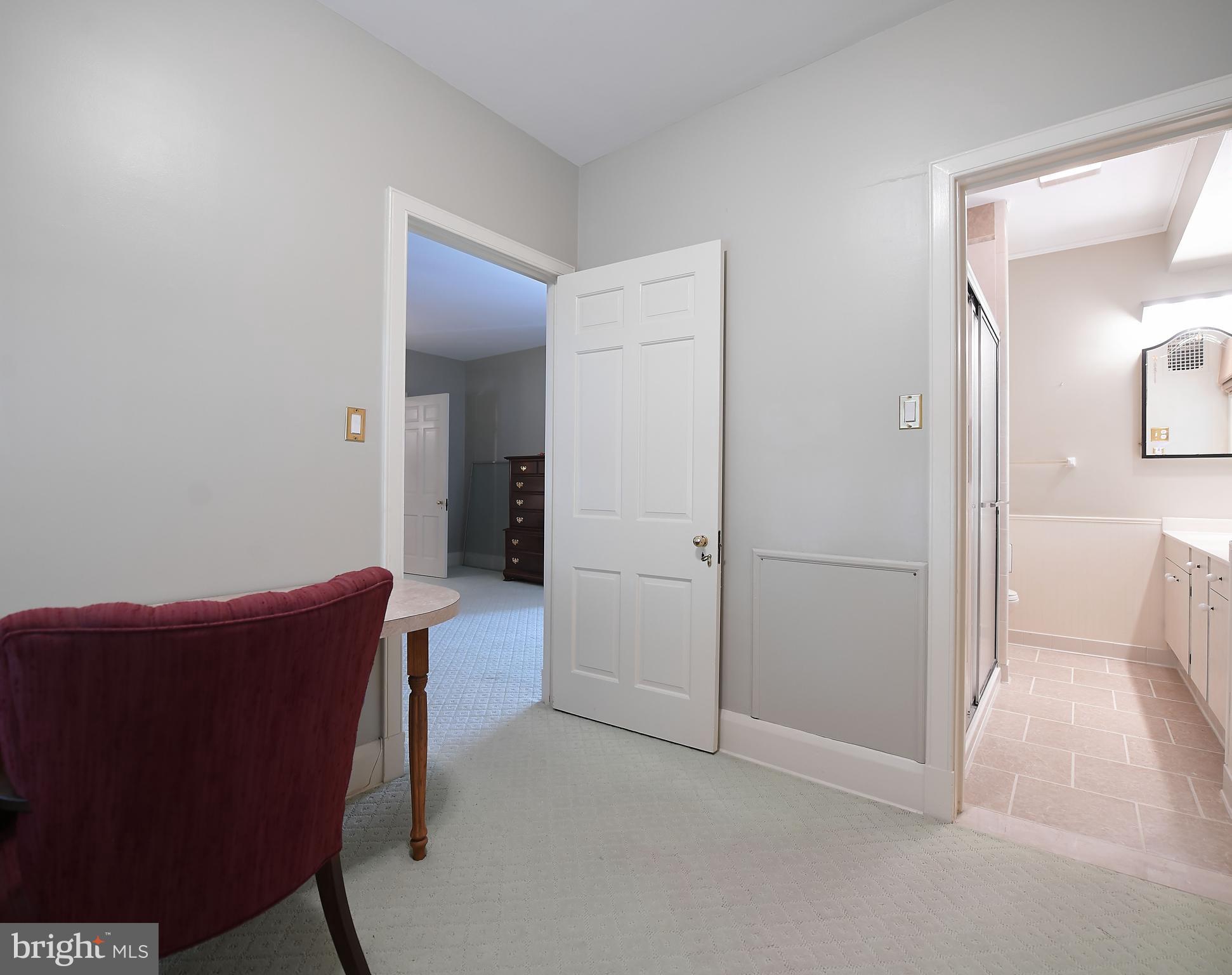 213 Kemble Road Baltimore, MD 21218 - Photo 34 of 66 Owners Suite Dressing Room