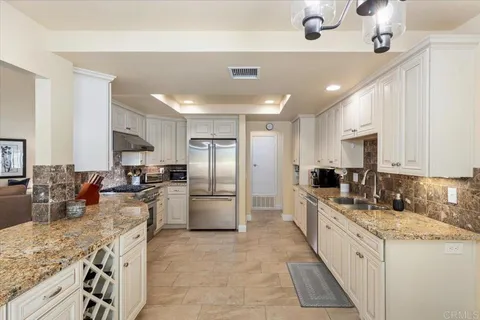 $1,085,000 | 1203 Via Apuesto, San Marcos, CA 92078