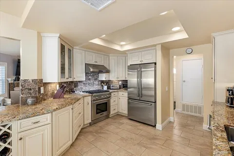 $1,085,000 | 1203 Via Apuesto, San Marcos, CA 92078